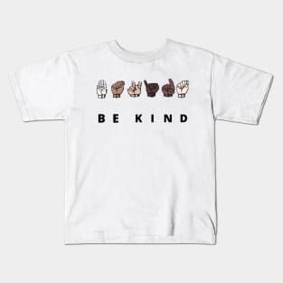 sign language hand talking gift idea  : be kind 2020 Kids T-Shirt